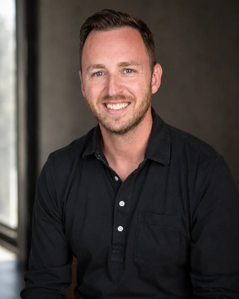 Elijah Canfield, author of the RESET first contact science fiction series